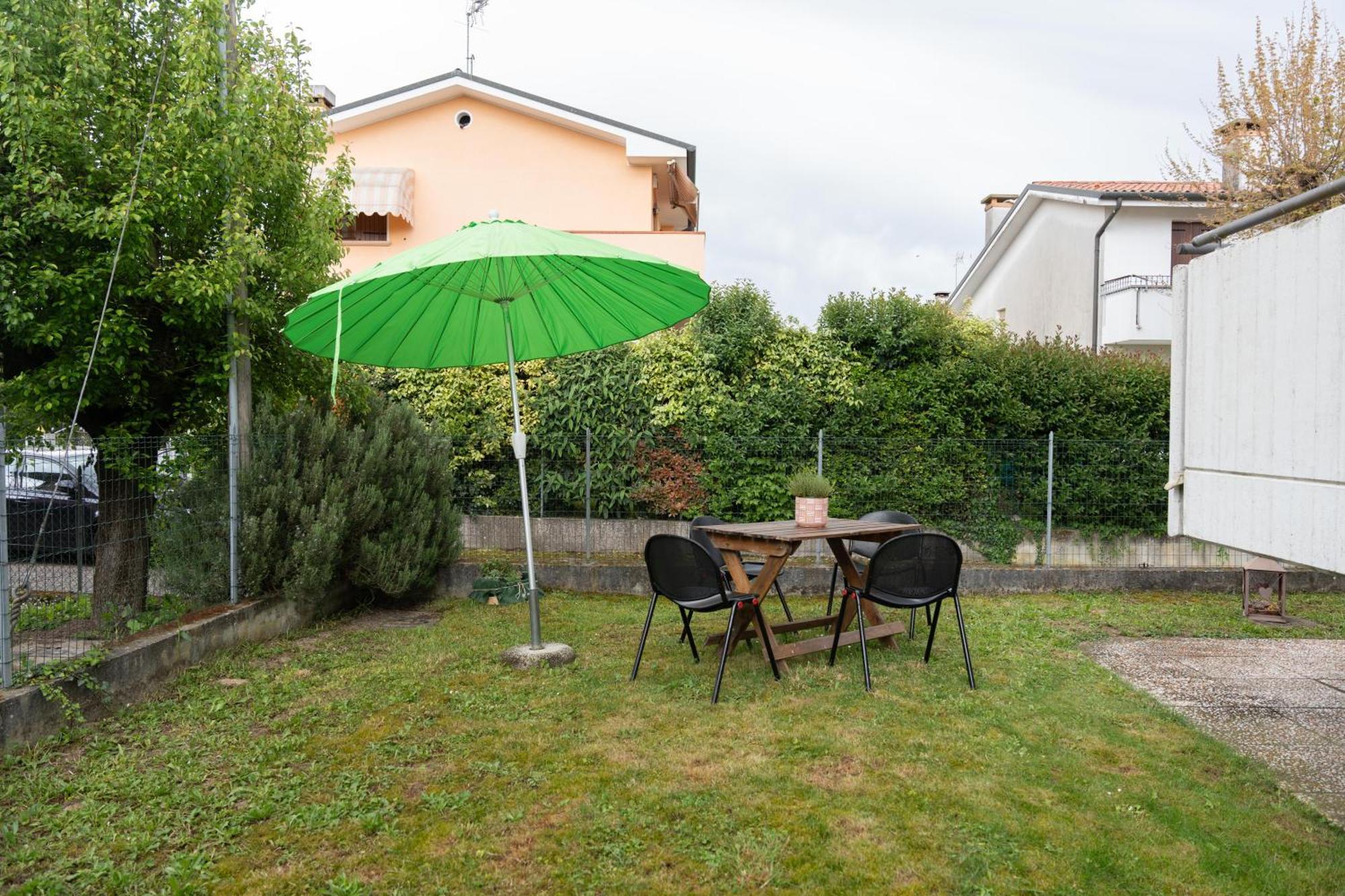 Marina'S Venice Garden Roncade Exterior photo